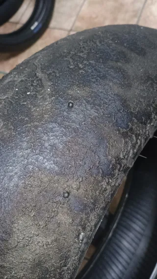 Juego Neumáticos Metzeler 180/60 R17