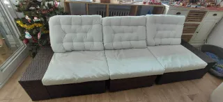 Sofá modular jardín y mesa centro cristal