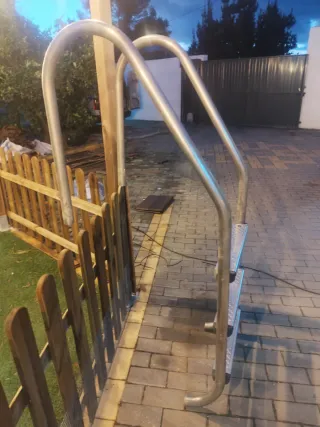 Escalera piscina acero inoxidable