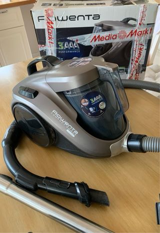 Aspiradora Rowenta Compact Power Cyclonic