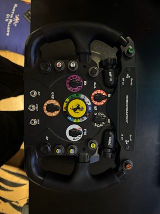 Volante Ferrari F1 Thrustmaster T300RS