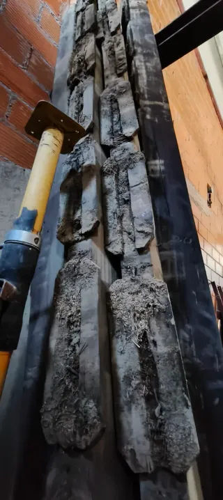 Vigas y tableros de forjado antiguo