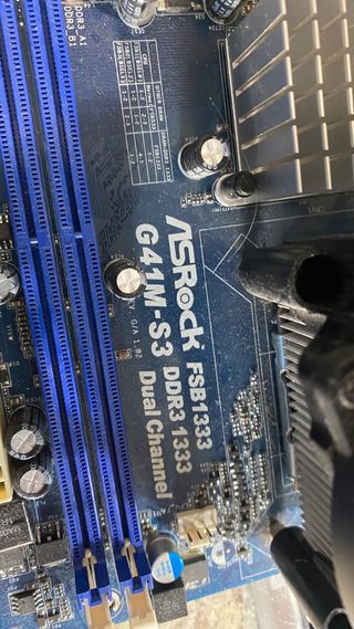 Placa base ASRock FSB1333