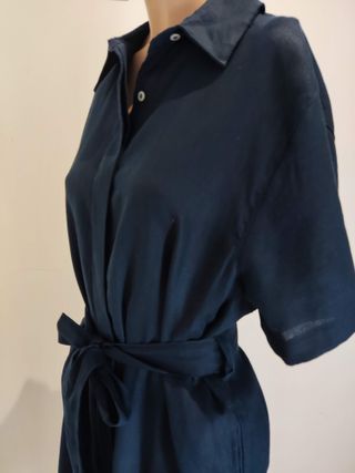 Vestido azul marino de lino