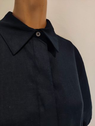 Vestido azul marino de lino