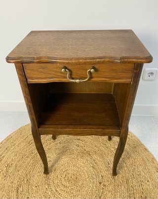 Mesita francesa de roble con cajón