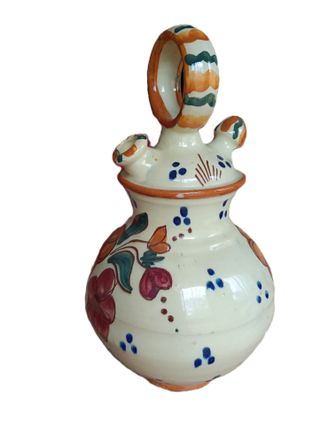 Botijo de cerámica pintado a mano