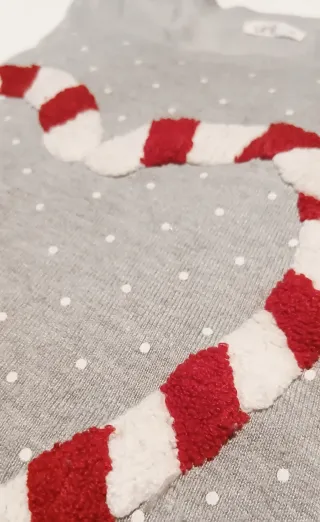 Jersey Navideño Corazón Candy Cane Gris