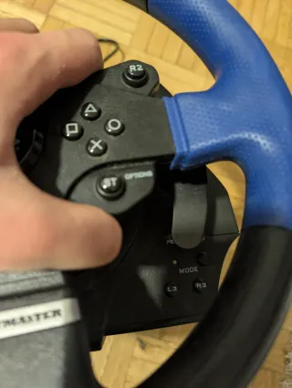 Volante Thrustmaster T150