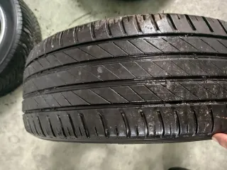 4 Llantas  Nissan Leaf con neumáticos 205/55/R16