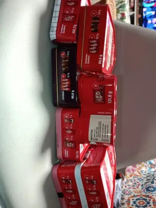 Cajas Metálicas Kit Kat Navidad y Halloween