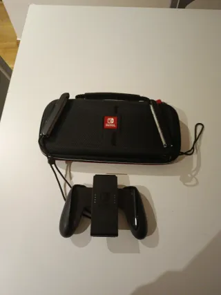 Consola Nintendo Switch Azul y Rojo