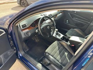 VOLKSWAGEN Passat 2.0 TDI 170cv DPF Sportline