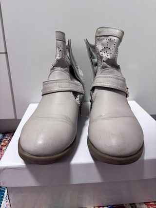 Botas grises entretiempo