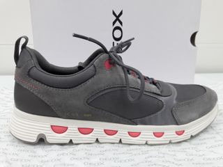 Zapatillas Geox Mujer Talla 40. Excelente estado.