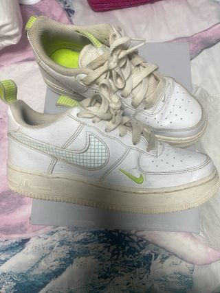 Nike Air Force 1 Verde y Blanco