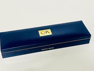 Bolígrafo Caran d'Ache chapado en oro