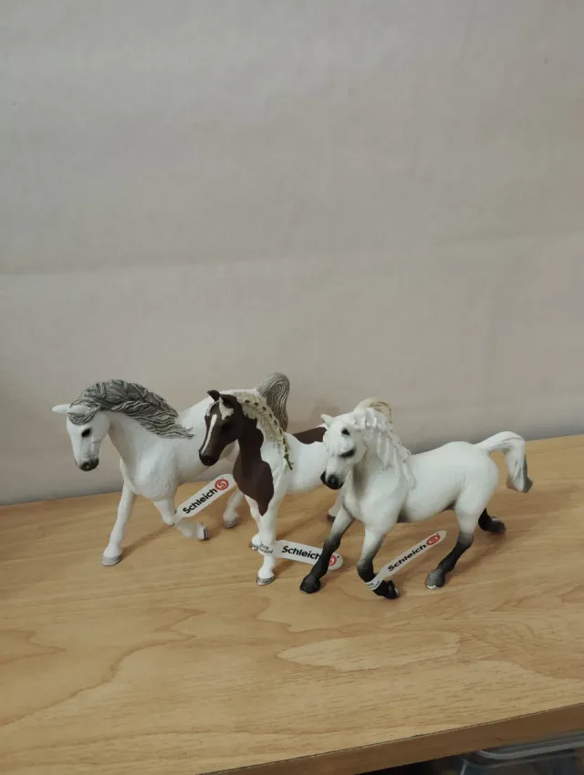 3 Yeguas Schleich 13838, 13761, 23858.