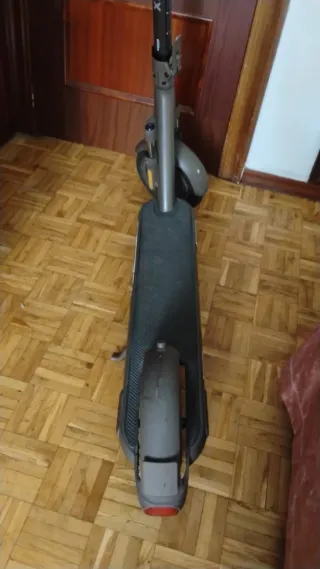 Patinete Xiaomi 4 Pro Max tiene chapa de la DGT