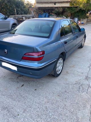 Peugeot 406