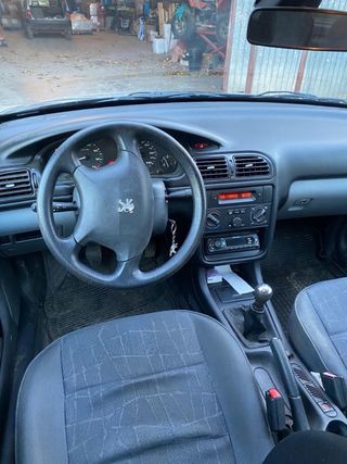 Peugeot 406