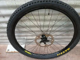 Rueda Delantera MTB 27.5 Maxxis Syncros