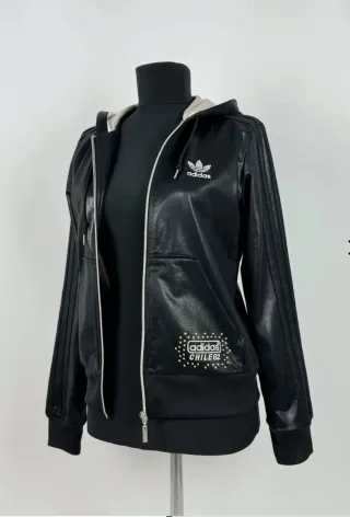 Chaqueta Adidas Originals Chile 62 con capucha