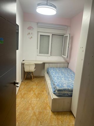 Piso en Belen-San Roque con 3 habitaciones