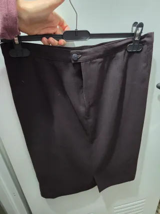 Traje chaqueta y falda morado