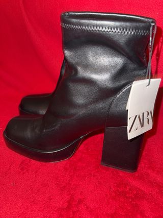 Botines Zara negros tacón plataforma