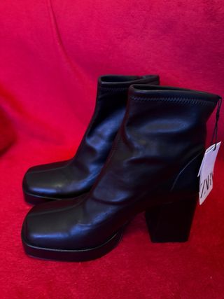 Botines Zara negros tacón plataforma