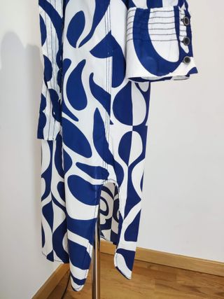 Vestido Zara manga larga estampado