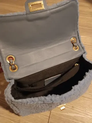 Bolso borreguillo estilo Chanel azul interior de p