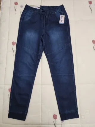 Pantalón vaquero jogger niño