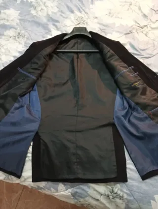 Americana de pana negra y azul