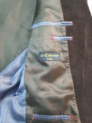 Americana de pana negra y azul