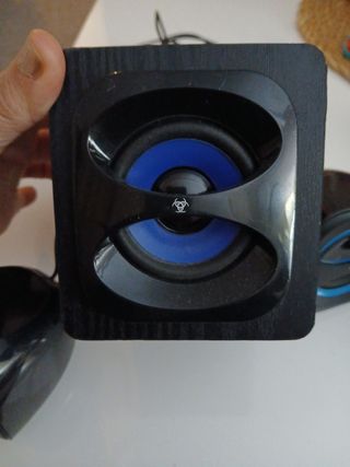 Altavoz para ordenador