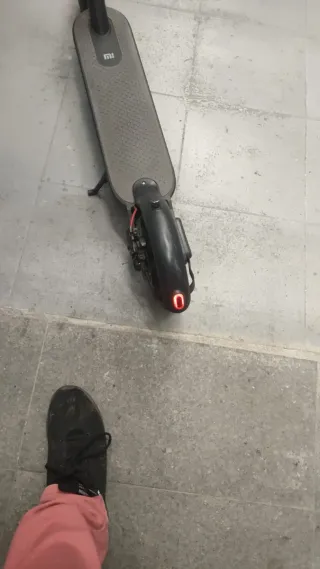 Patinete Eléctrico Xiaomi Mi Electric Scooter 365