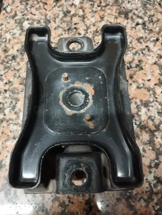 Soporte motor mercedes Vito W638 REF.6382660203