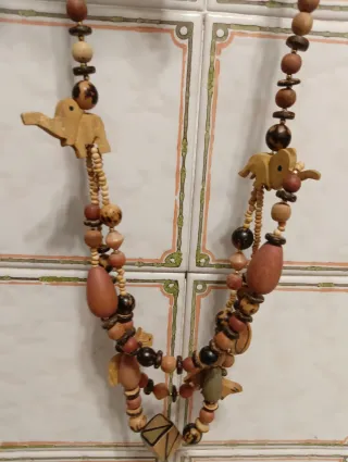Collana etnica in legno