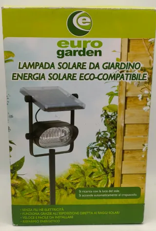 Lampada Faro da giardino con ricarica solare
