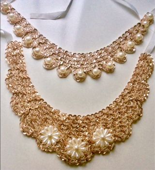 Collar/Gargantilla Dorado con Perlas/a estrenar