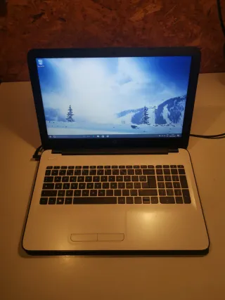 Portátil HP AMD A6 7310 APU Blanco