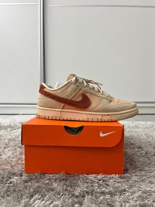Zapatillas Nike Beige y Marrón