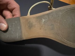 Sandalias Parfois doradas planas con tiras nº39