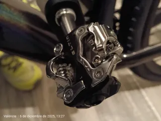 Pedales con SPD ETLIN.