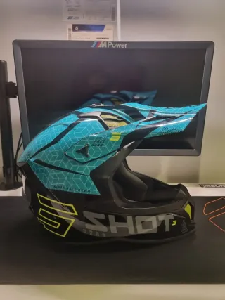 Casco Motocross SHOT