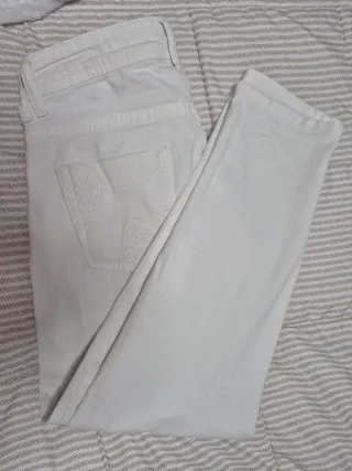 Pantalones vaqueros blancos Cowest Talla M