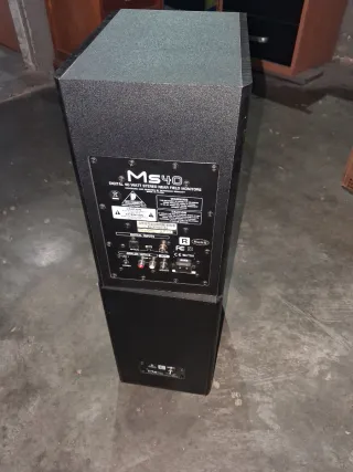 Altavoces Behringer MS40 Autoamplificado leer bien