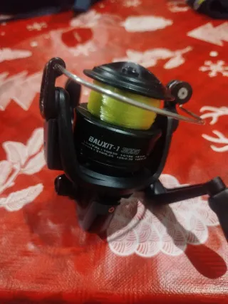 Carrete de pesca Bauxit-1 3000